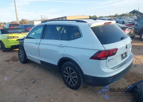 2019 Volkswagen Tiguan 2.0T Se/2.0T Sel/2.0T Sel R-Line/2.0T Sel R-Line Black z USA, uszkodzony, nr VIN 3VV3B7AX6KM048583